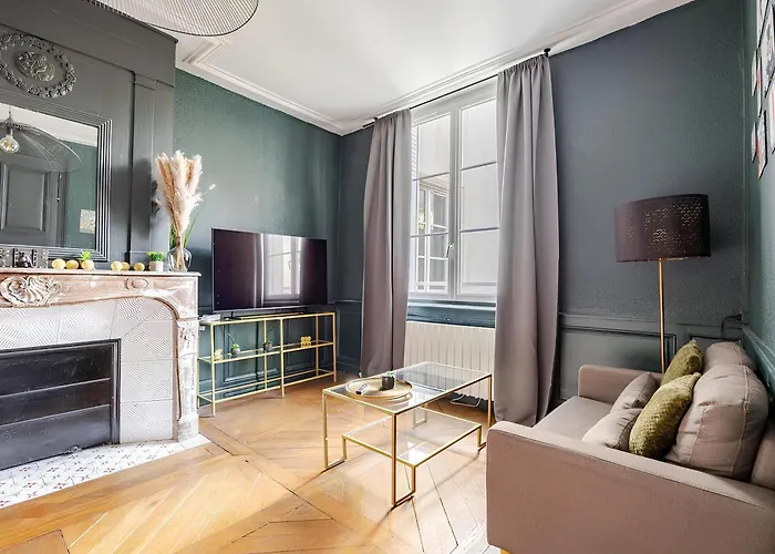 Vieille Stanislas Apartment